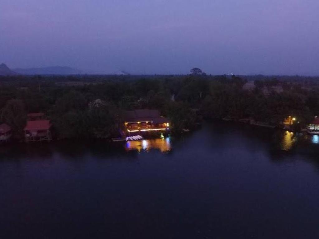 Hotel Koh Rong Boutique Wooden Exterior foto